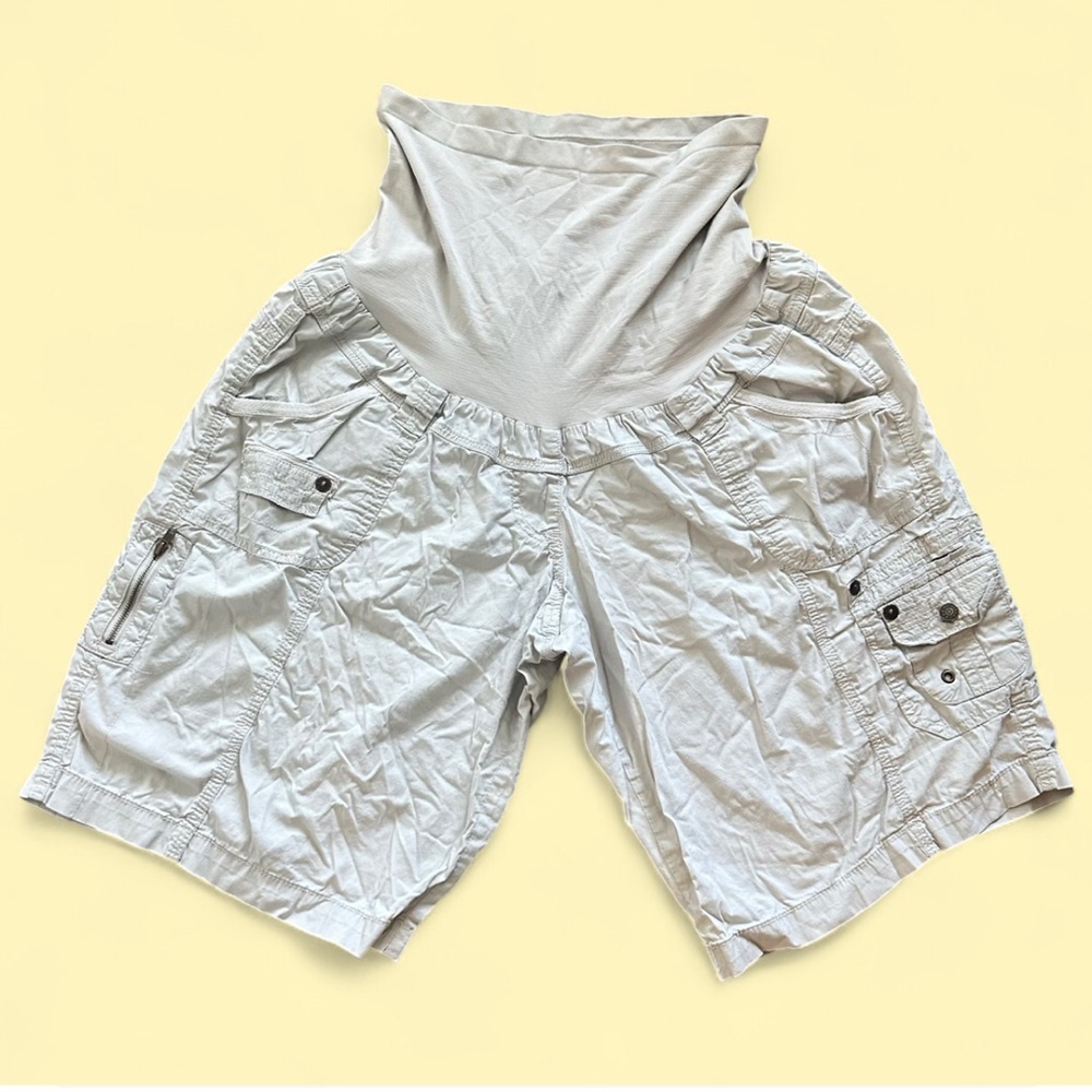Motherhood Light Gray Cargo Shorts